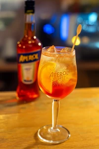 Cocteles y Musica en Popayán CÓCTELES, CERVEZAS, AROMÁTICAS Y GRANIZADOS